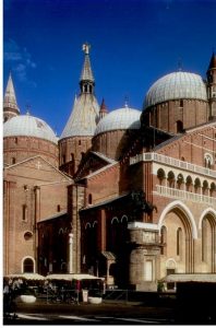 p01basilika-s-antonio-padua-r-k-blasy_0001